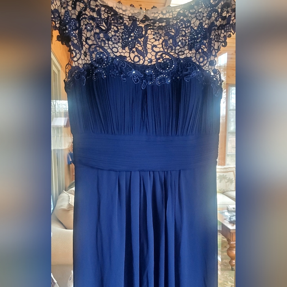 EVER PRETTY Mother of the Bride/Formal Navy Maxi Dress, size 6. - Picture 9 of 14